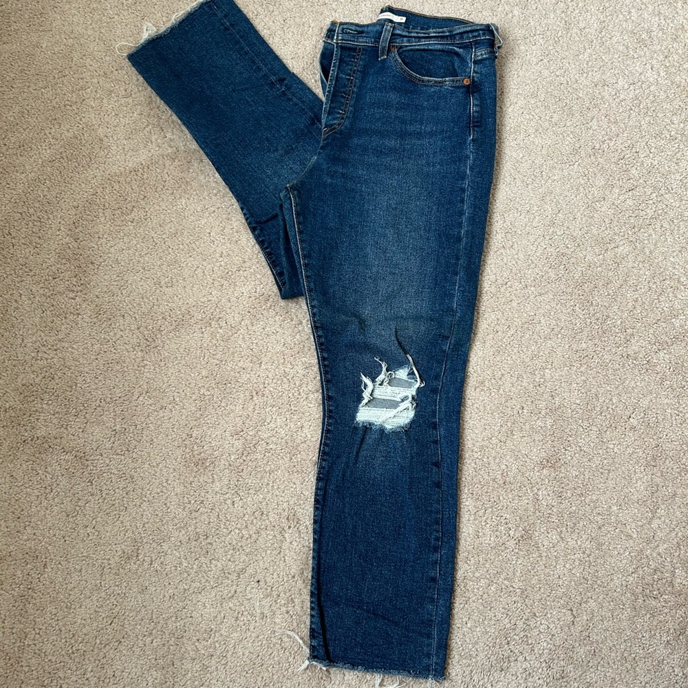 Levi’s Wedgie Straight Distressed Jeans